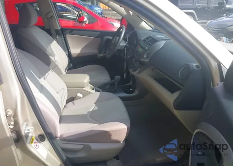 2006 Toyota Rav4 from USA, damaged, VIN JTMBD33V165042002